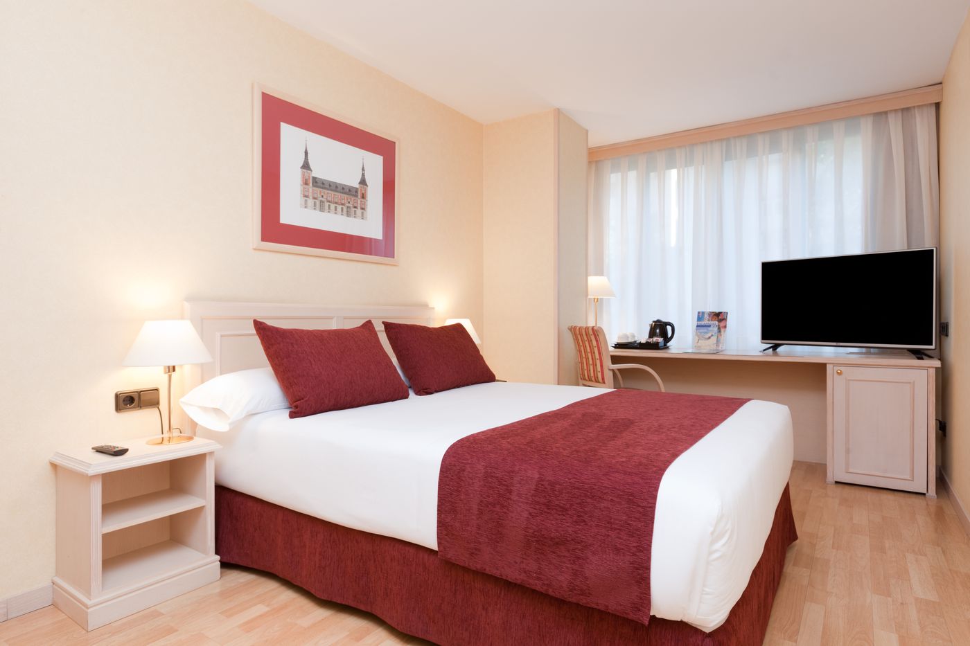 Senator-Castellana-Room-8