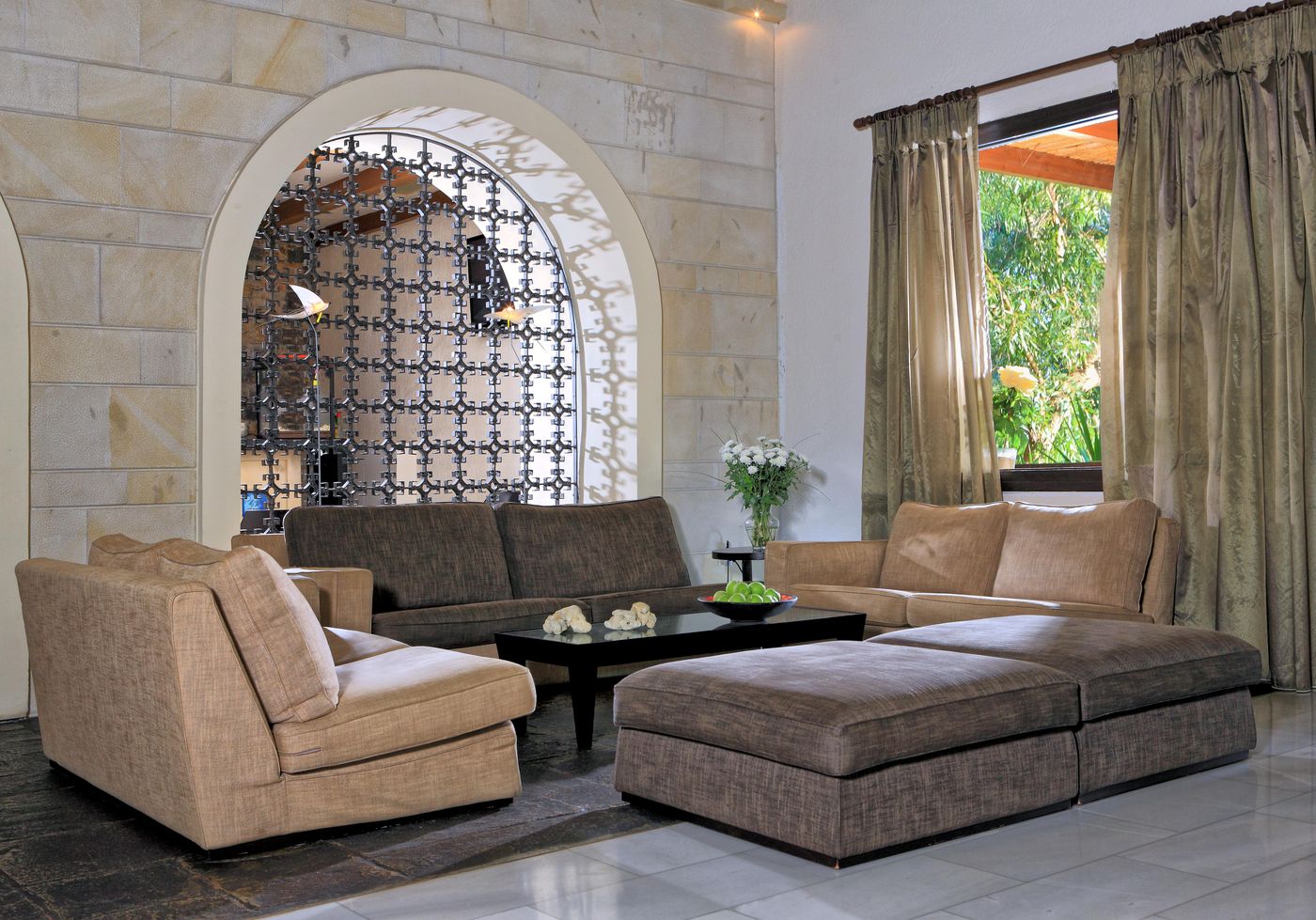 Apollonia-Beach-Lobby-35