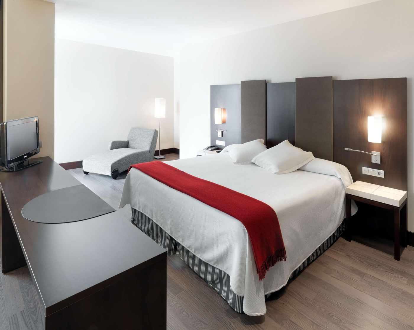 NH-Campo-de-Gibraltar-Room-4