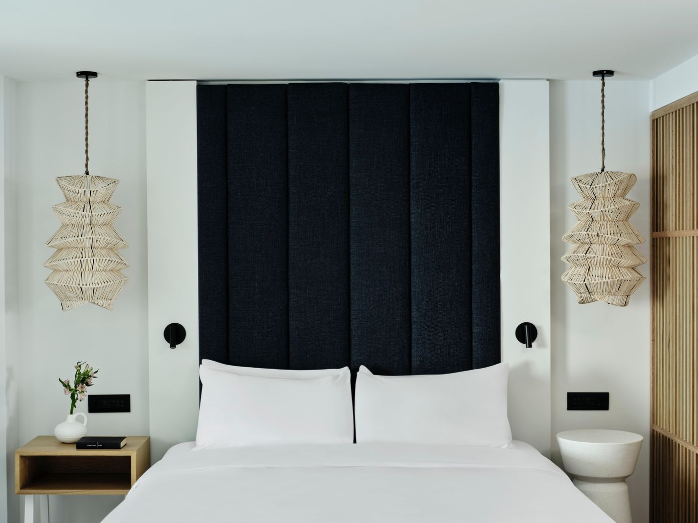 Avra-Collection-Hermes-Hotel-Room-40