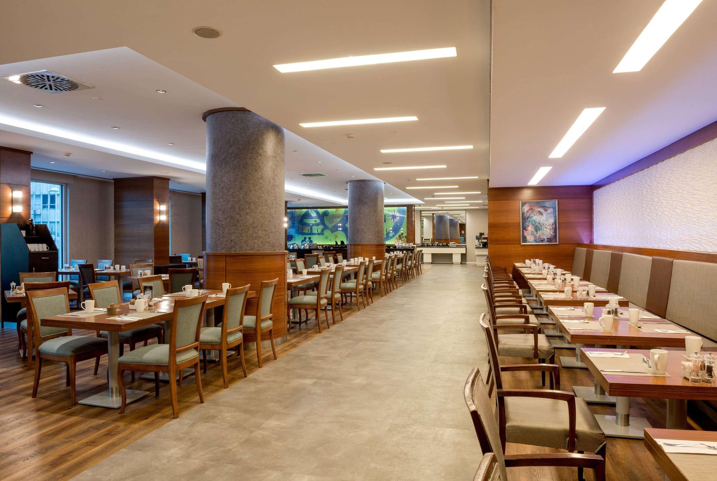 Ramada-Plaza-Istanbul-City-Centre-Restaurant-48