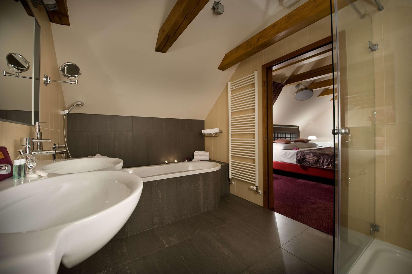 EA-Hotel-Embassy-Prague-Room-39