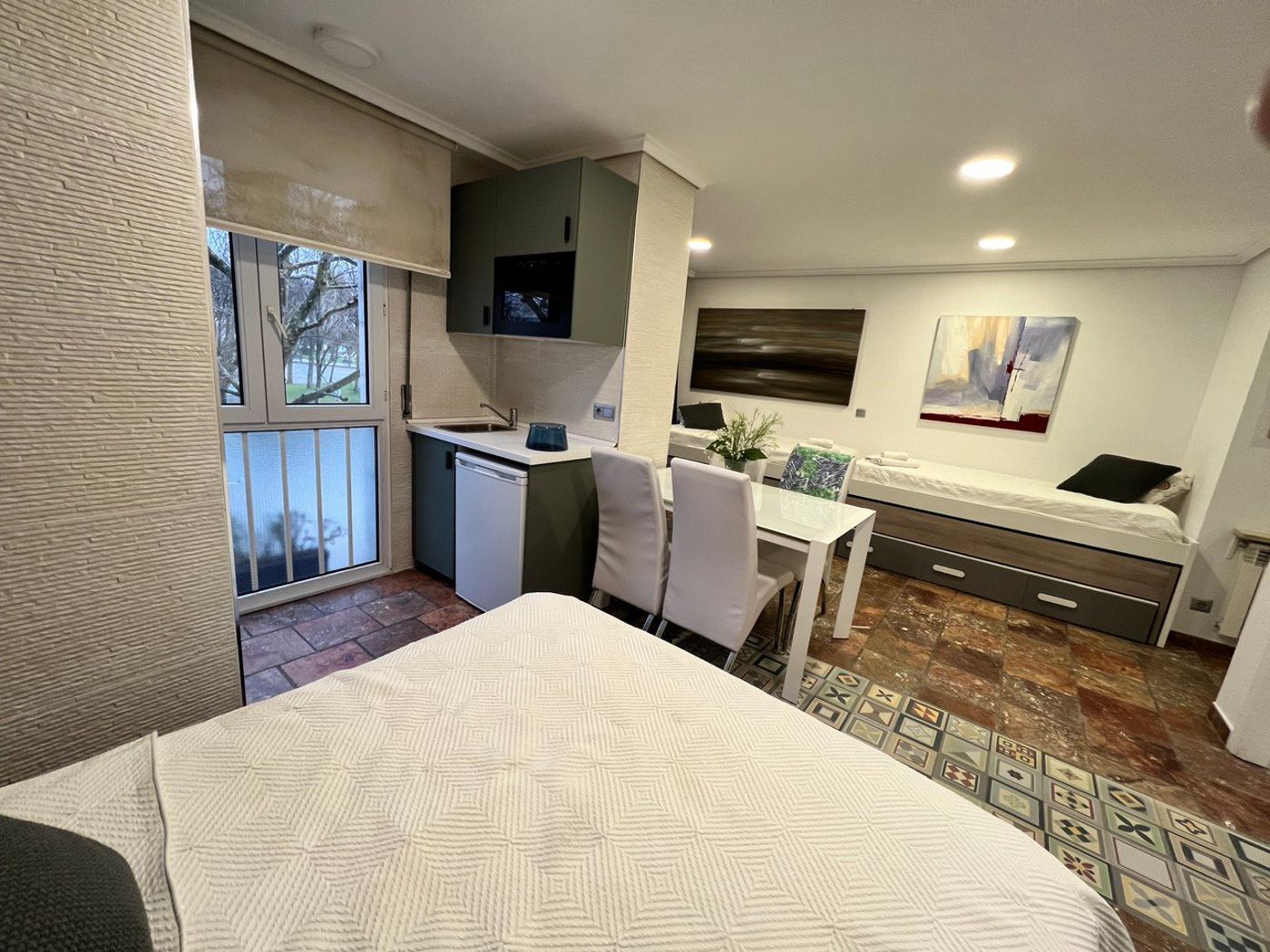 Apartamentos Las Brisas-Spain-SANTANDER-Room-3