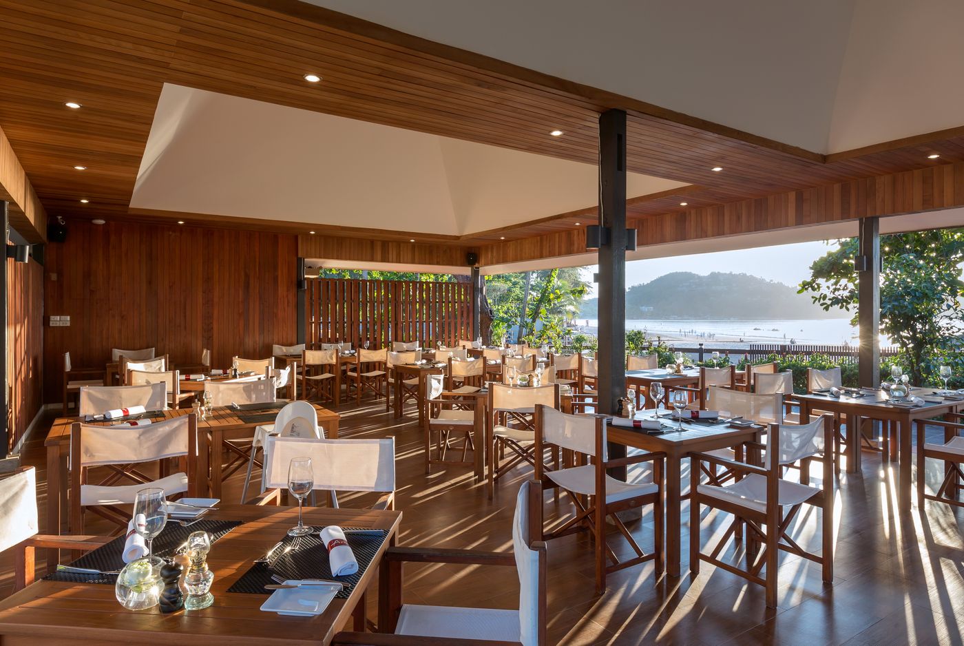 Sunwing-Bangtao-Beach-Restaurant-40