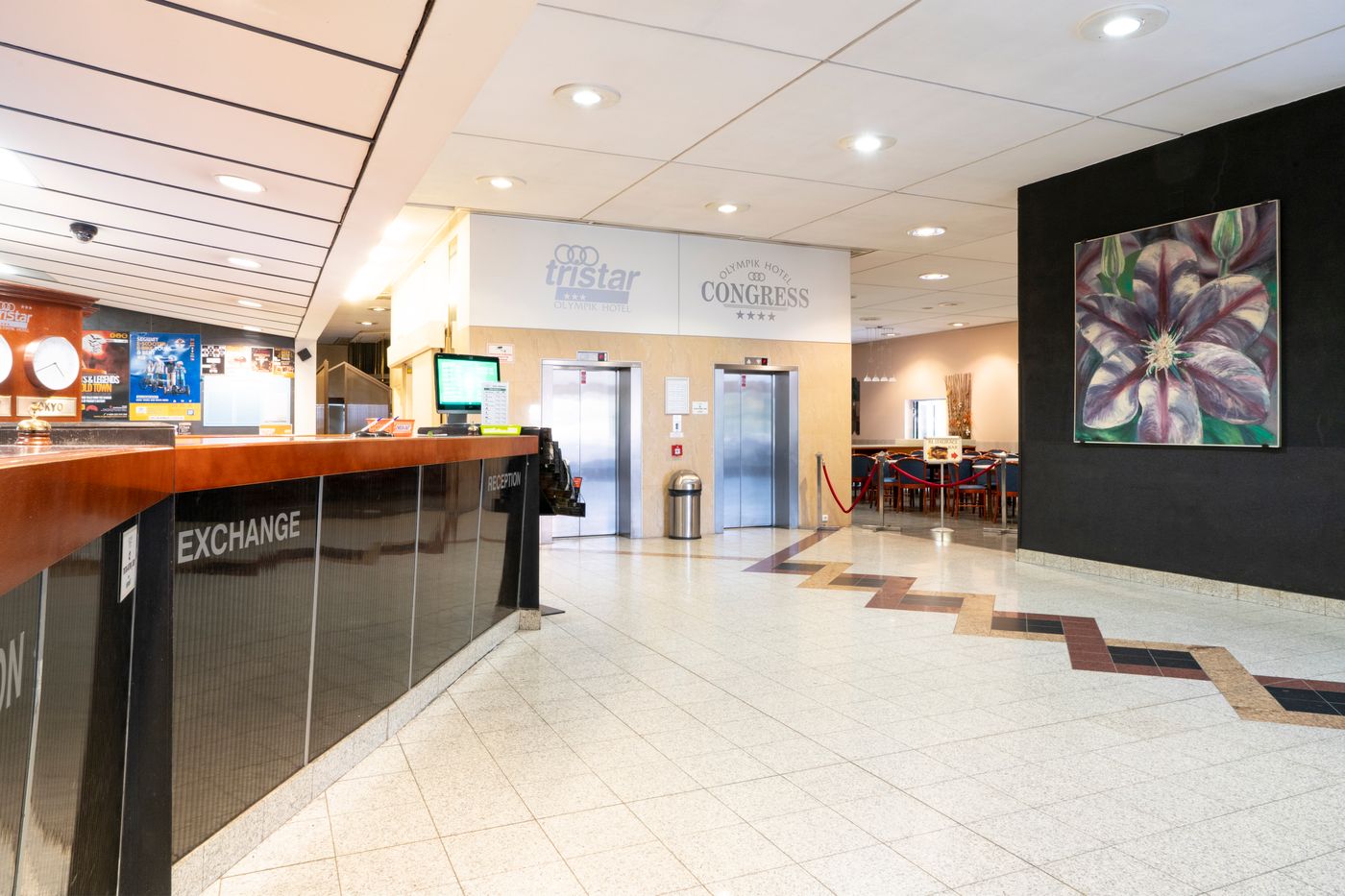 Olympik Tristar-Czech Republic-PRAGUE-Lobby-4