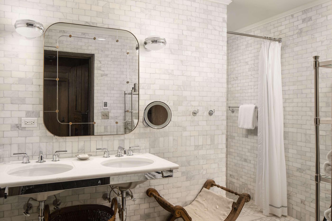 The-Beekman--A-Thompson-Hotel-Room-48