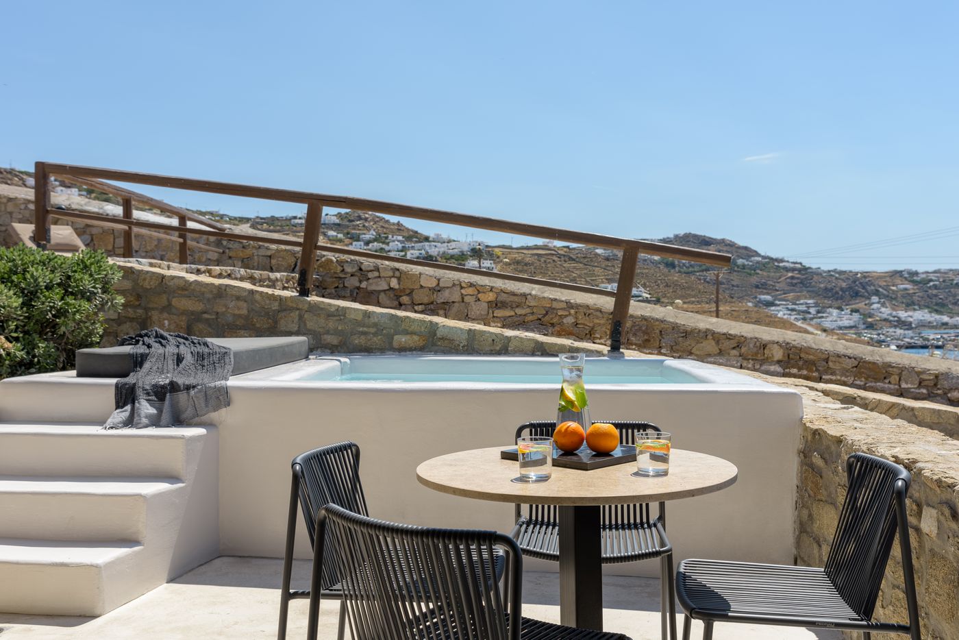 Rocabella-Mykonos-Art-Room-87
