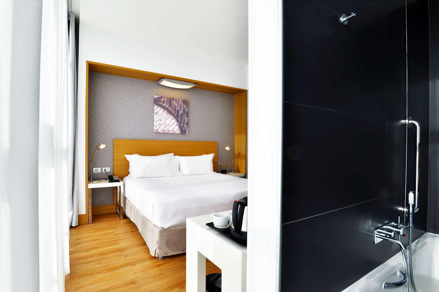 Hilton-Garden-Inn-Milan-North-Room-17