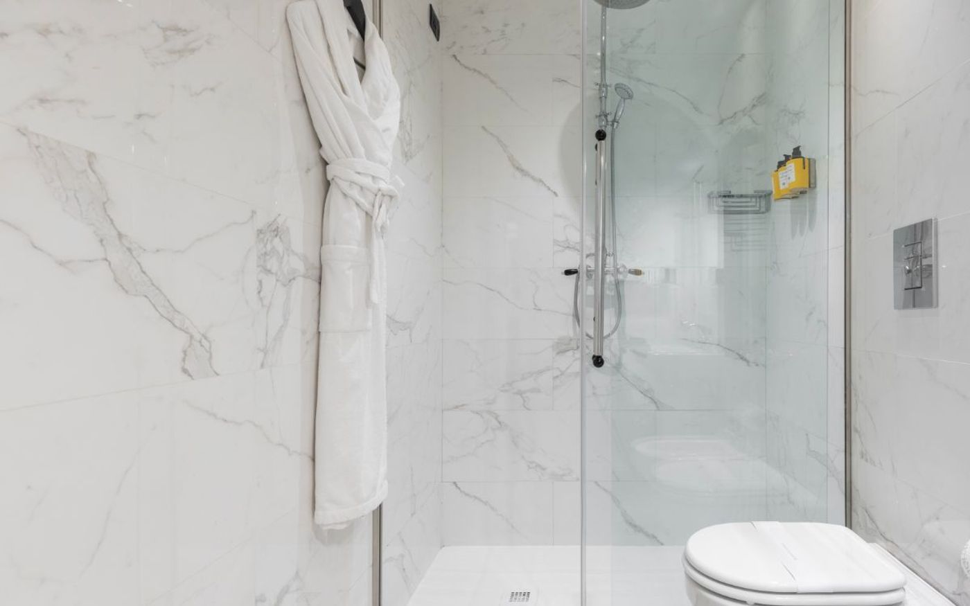 Roma-Luxus-Hotel-Room-51