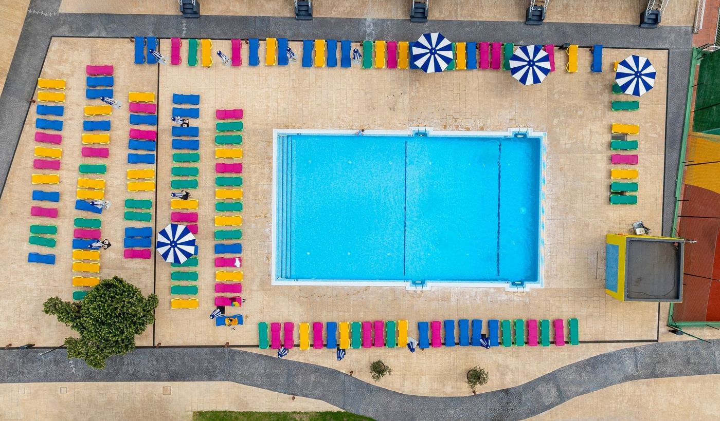 Medplaya-Sant-Eloi-Aparthotel-Pool-15