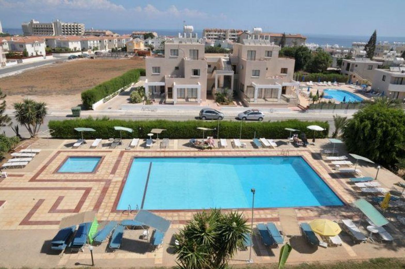 Debbie Xenia Apartments