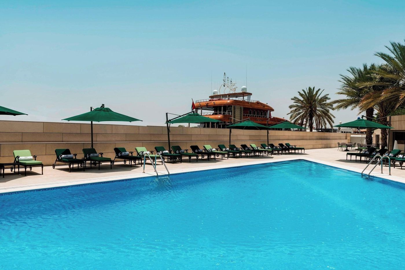 Sheraton-Dubai-Creek-Hotel-and-Towers-Pool-3