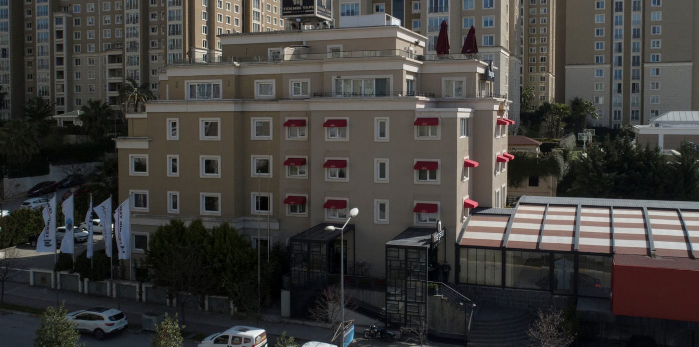 The-Gate-30-Suites-Hotel-General-view-7