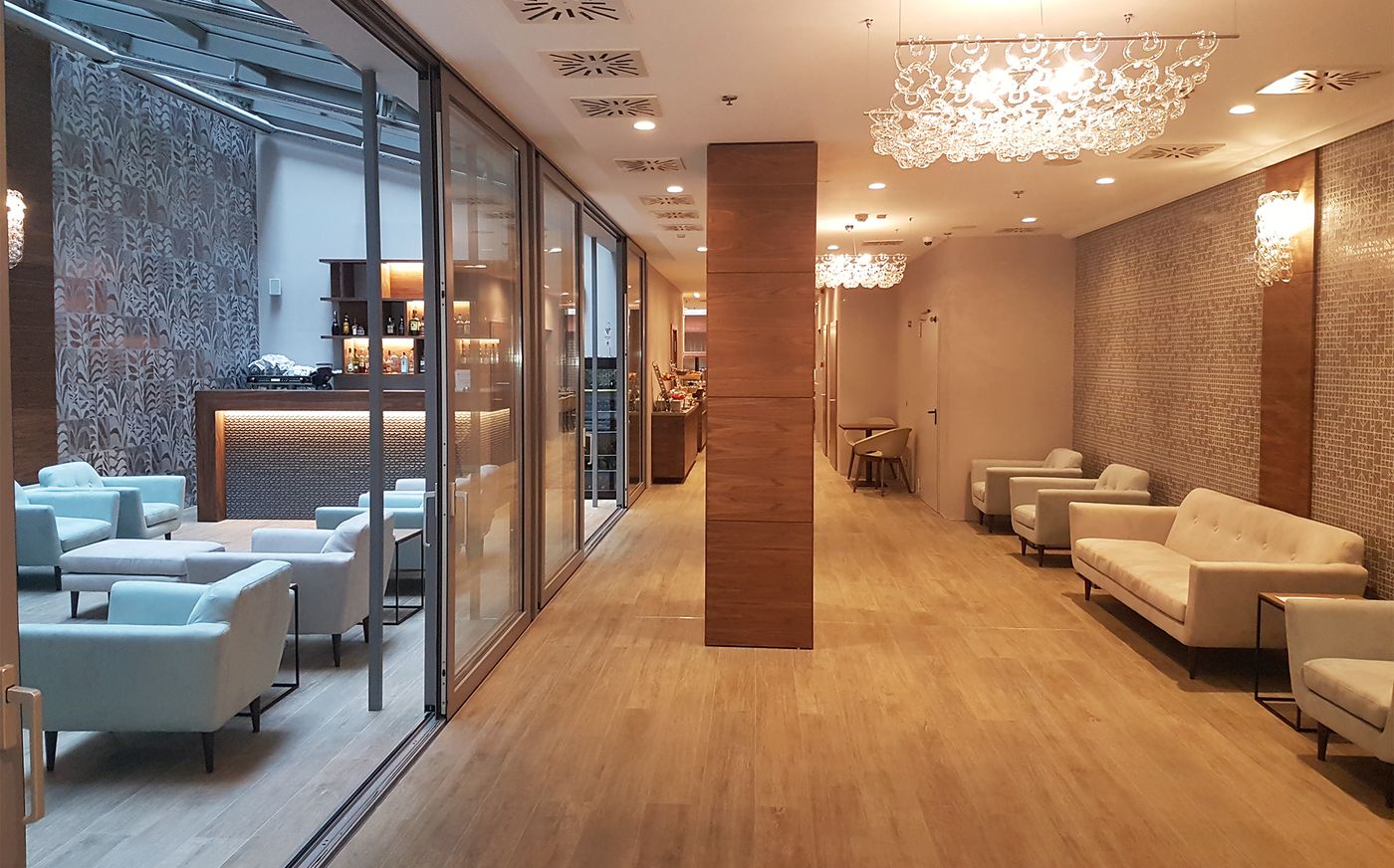 Charm-Hotel-Budapest-Lobby-1