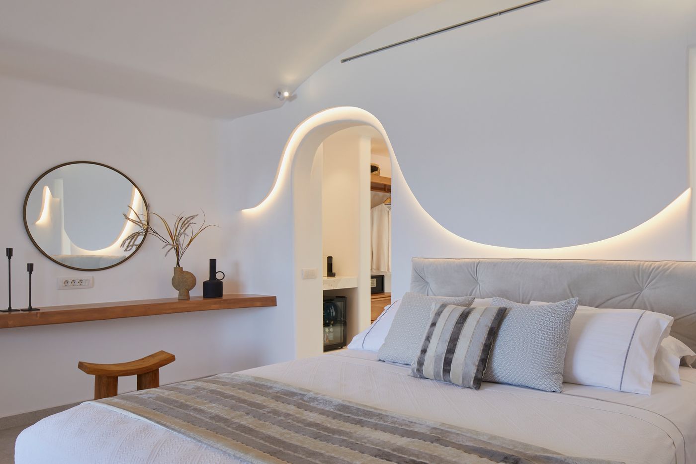Phos-The-Boutique-Luxury-Hotel---Villas-Room-30