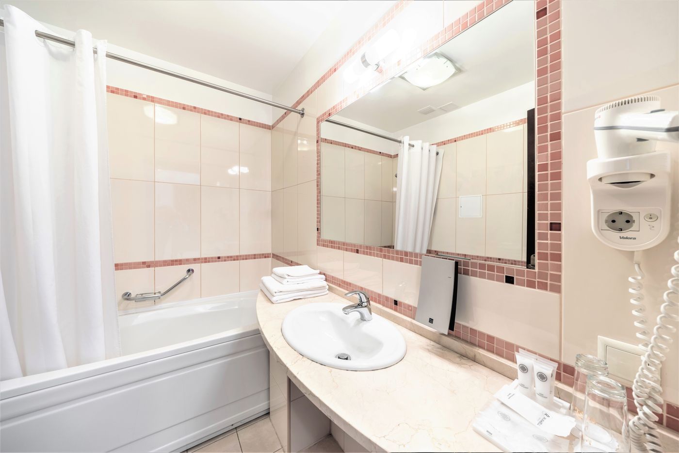 Rixwell Old Riga Palace Hotel - Latvia - RIGA - Room - 5