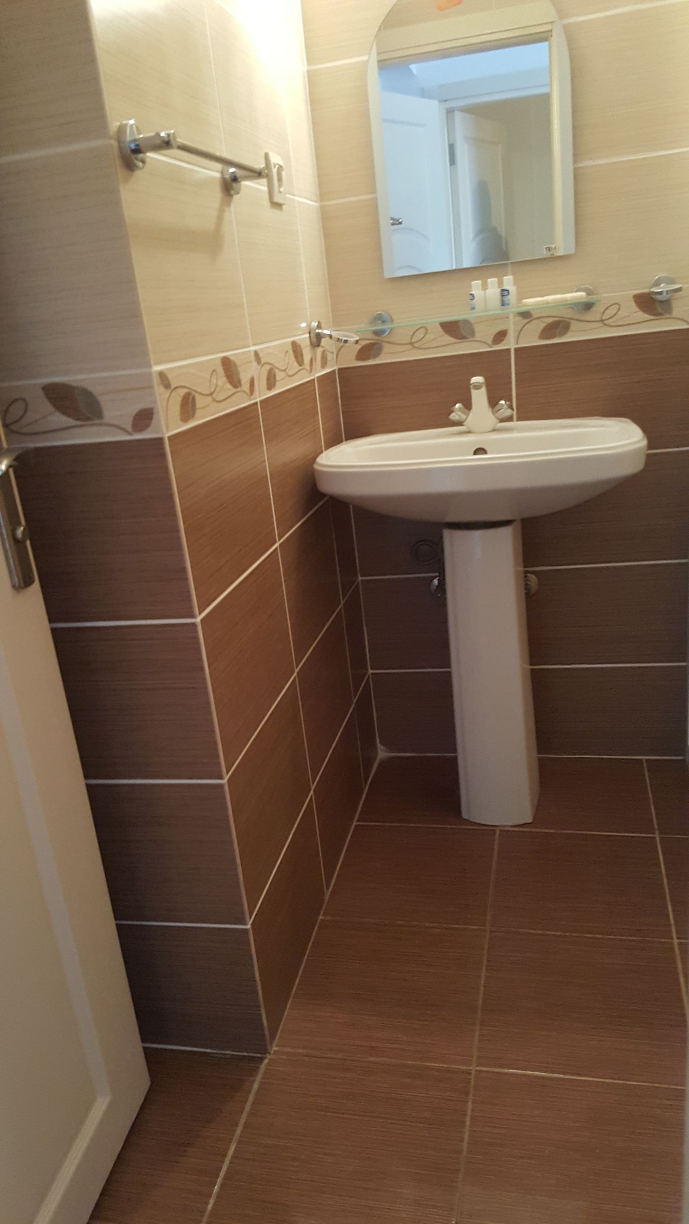 Golden-Star-Hotel-Room-16