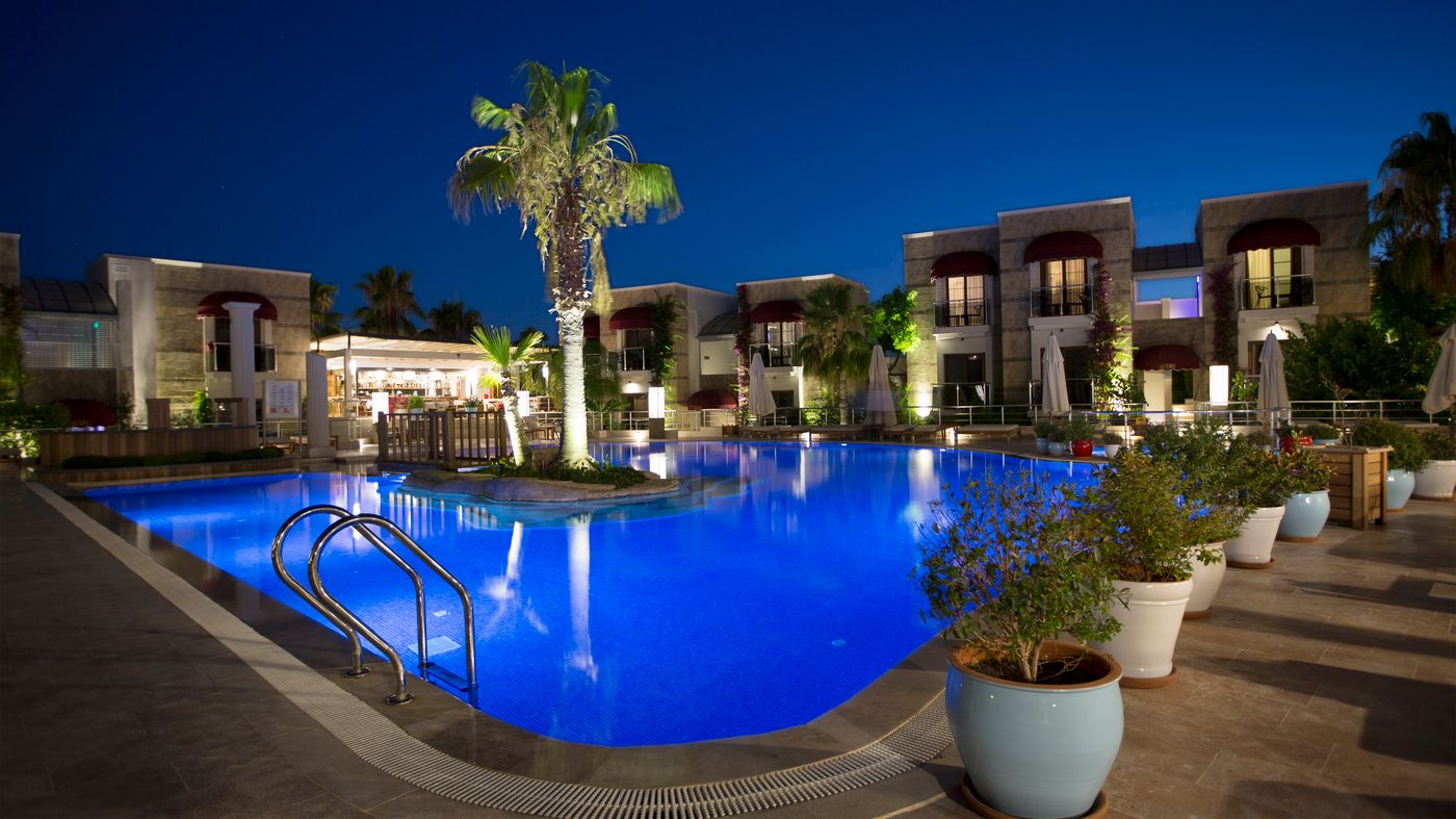 Bodrium-Hotel-and-Spa-Pool-1