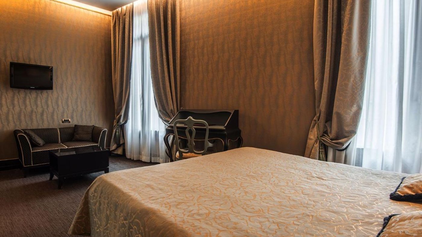 Aqua Palace-Italy-Venezia-Room-6