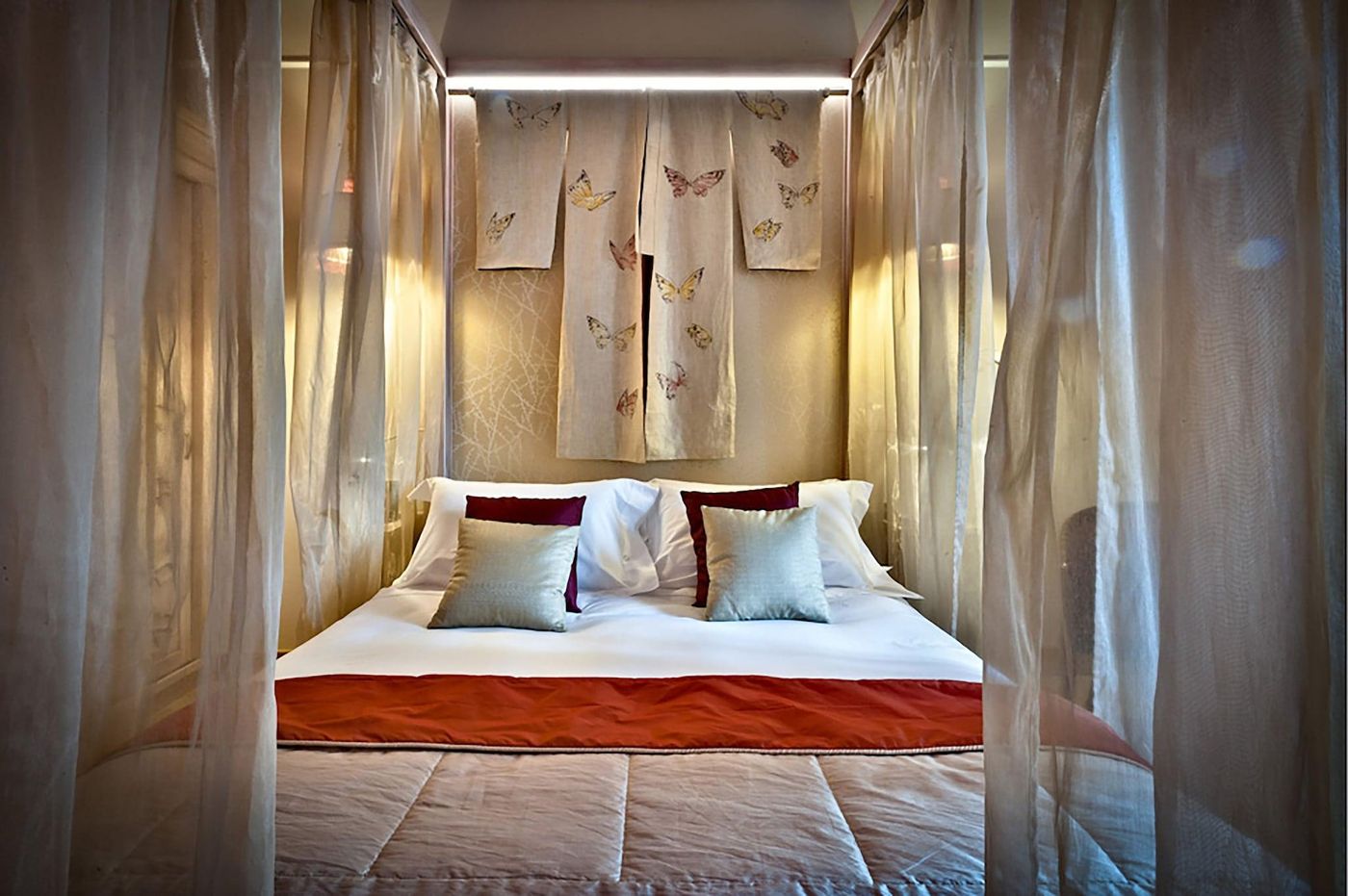 Chateau-Monfort-Room-28