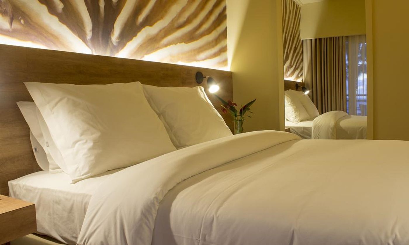 Calheta-Beach-Hotel-Room-16