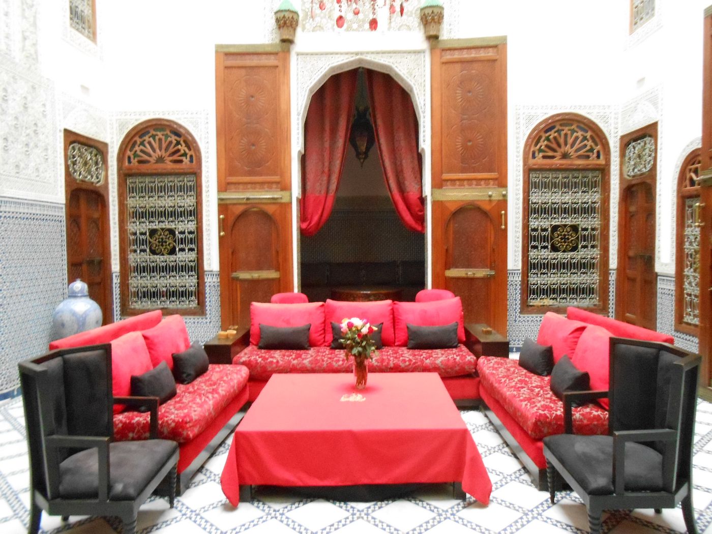 Riad Fez Yamanda-Morocco-FEZ-Lobby-9