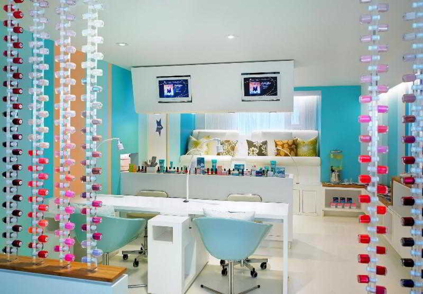 W-Hollywood-Sports-and-Entertainment-70