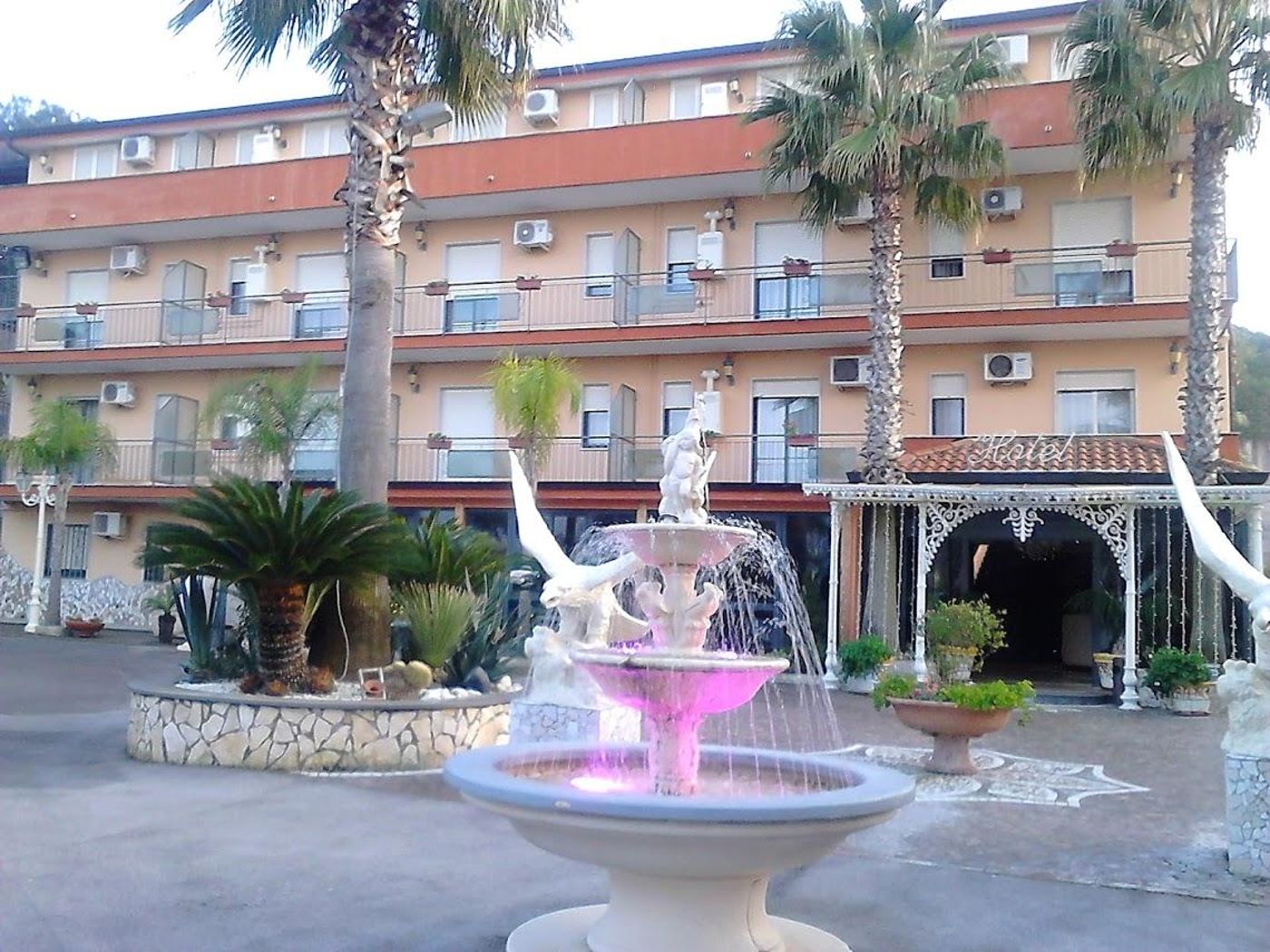 Hotel Happy Days - Italy - LICOLA - General view - 6