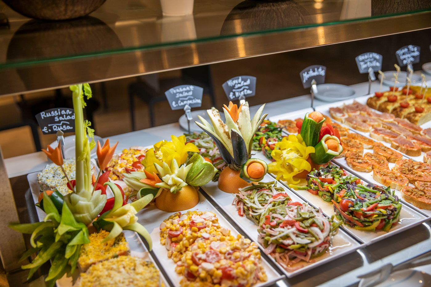 Oasis-Lanz-Beach-Mate-Restaurant-45