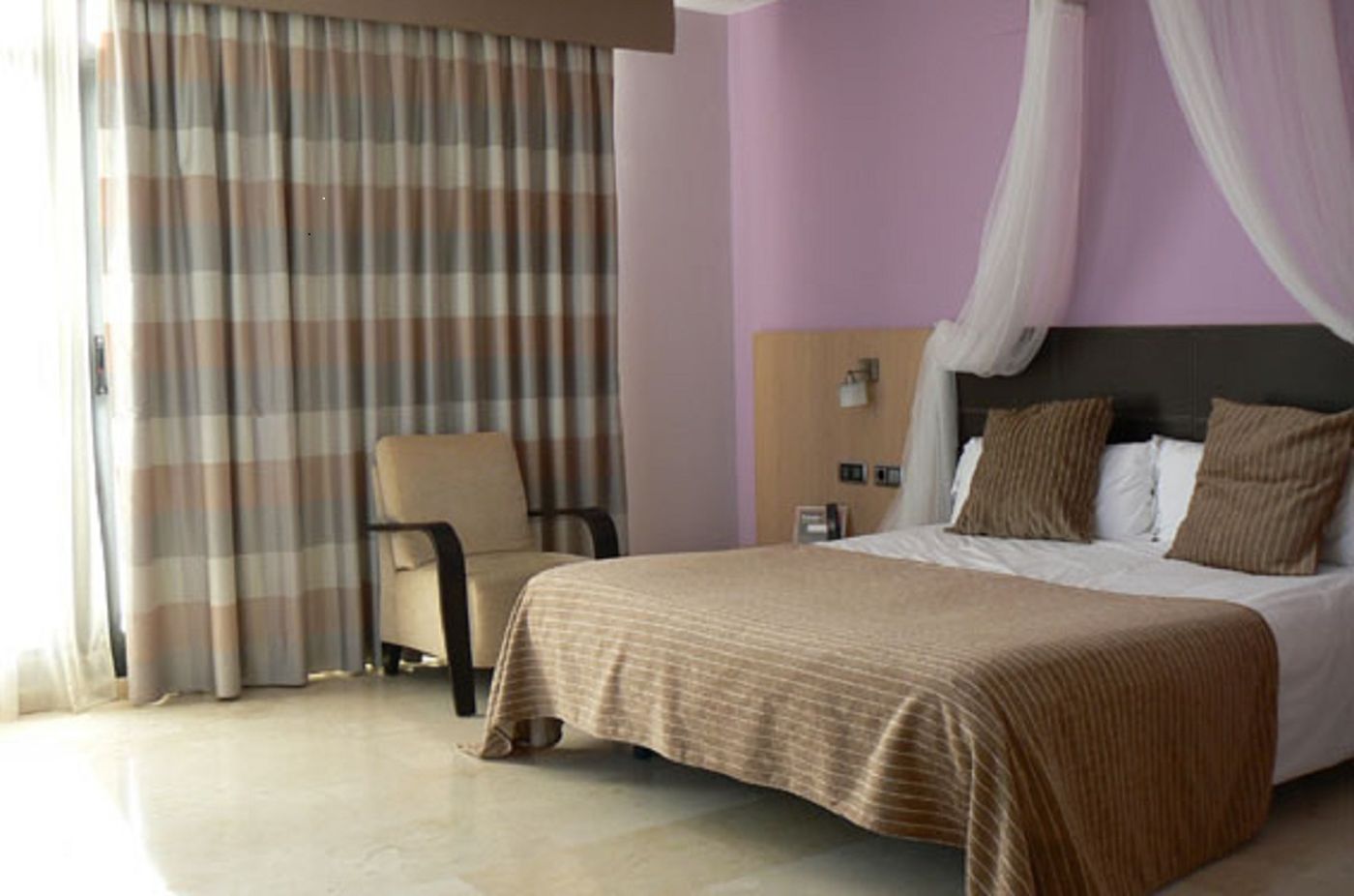 Hotel-Flamingo-Room-11