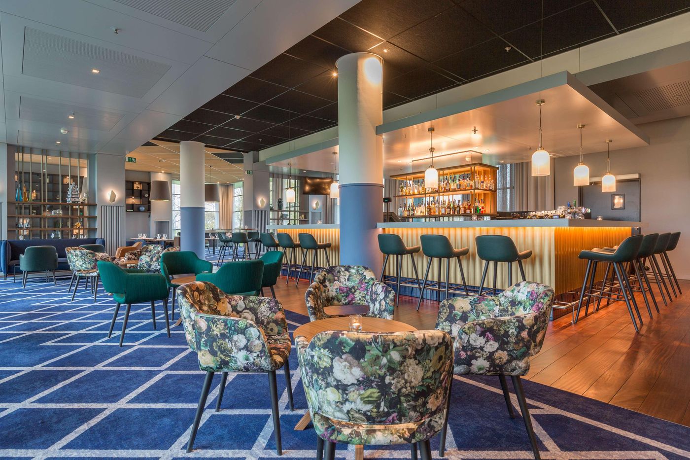 Radisson-Blu-Amsterdam-Airport-Bar-15