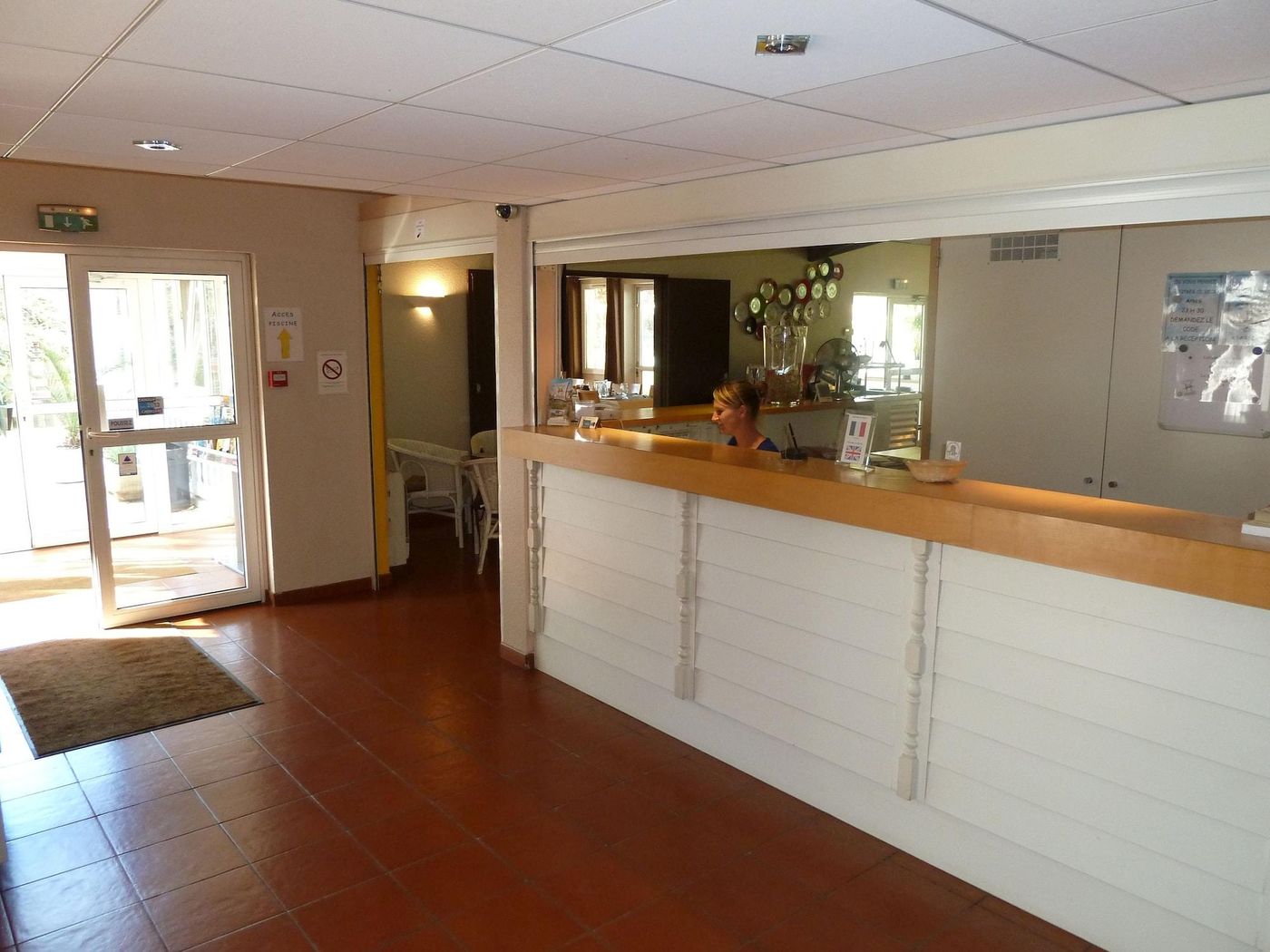 Hotel Heliotel - France - MONTFERRIER-SUR-LEZ - Lobby - 10