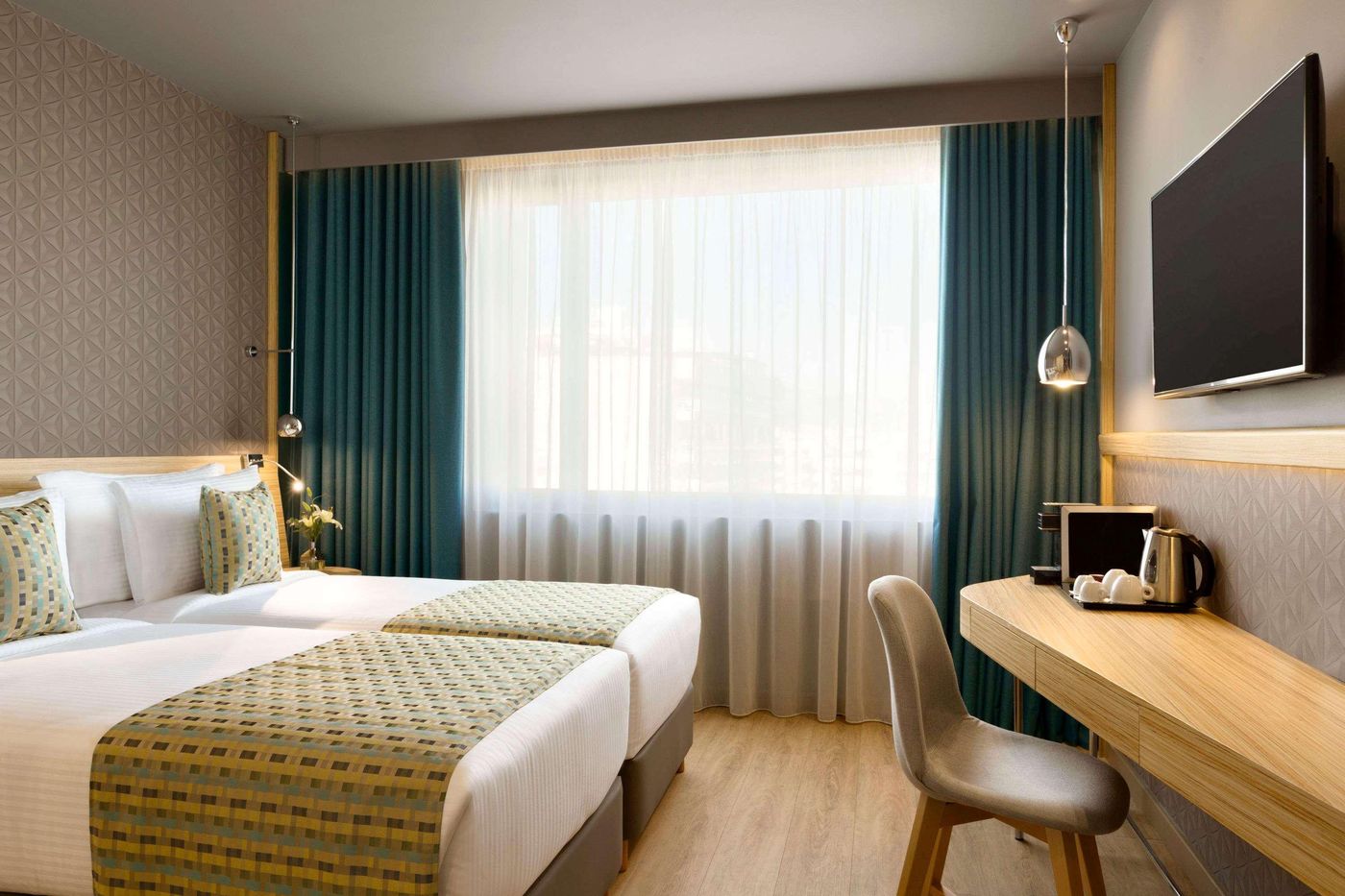 Wyndham-Grand-Athens-Room-45