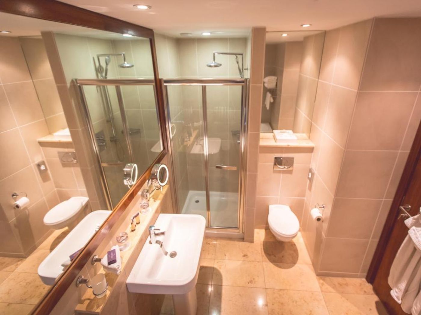 Europa - United Kingdom - BELFAST - Room - 8