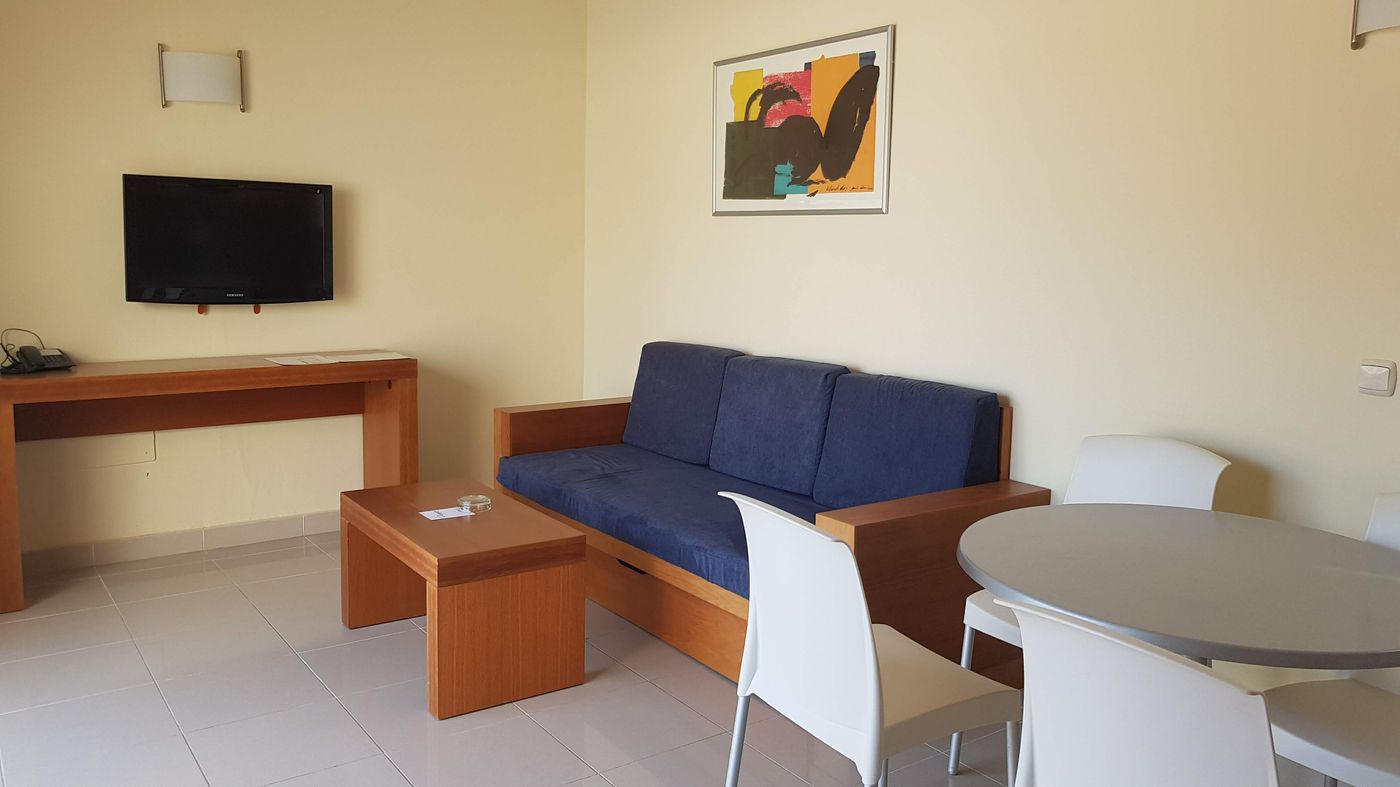 Caybeach-Caleta-Room-9