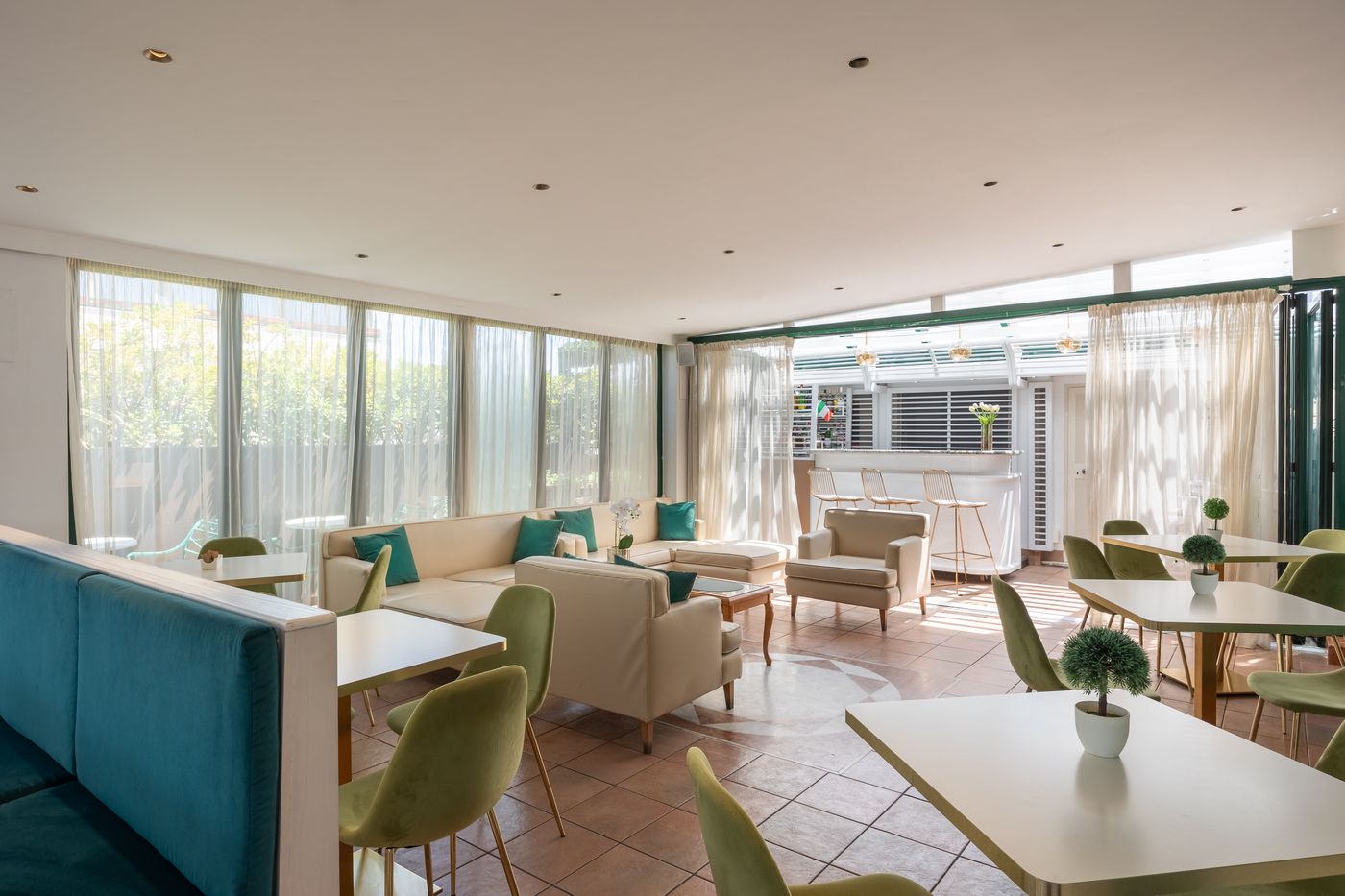 Palladium-Palace-Restaurant-14