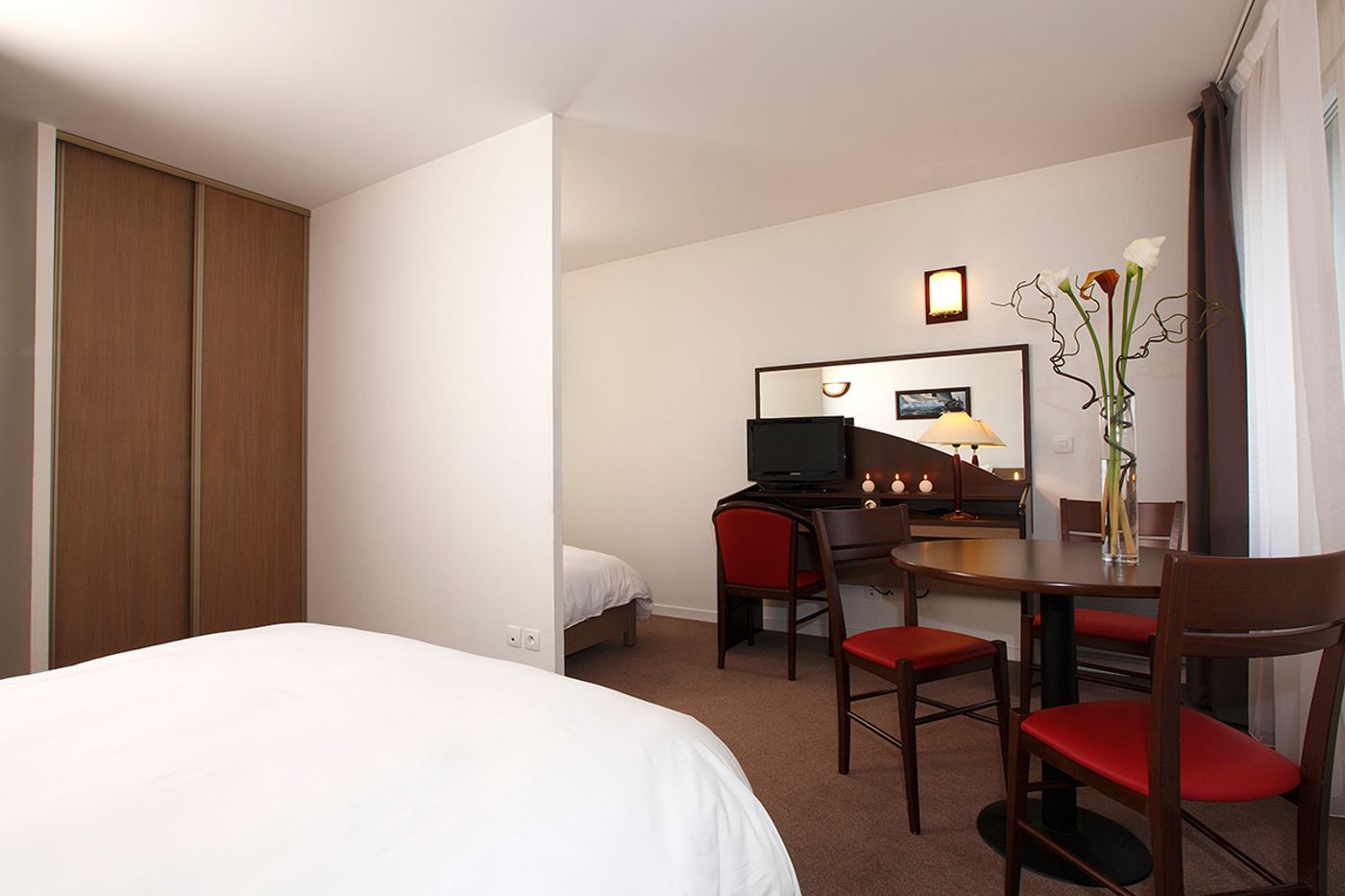 Appart'City Confort Paris Clichy Mairie-France-CLICHY LA GARENNE-Room-7