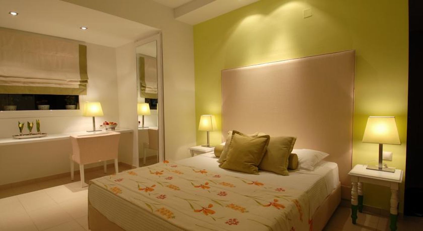 Mandraki Village Hotel