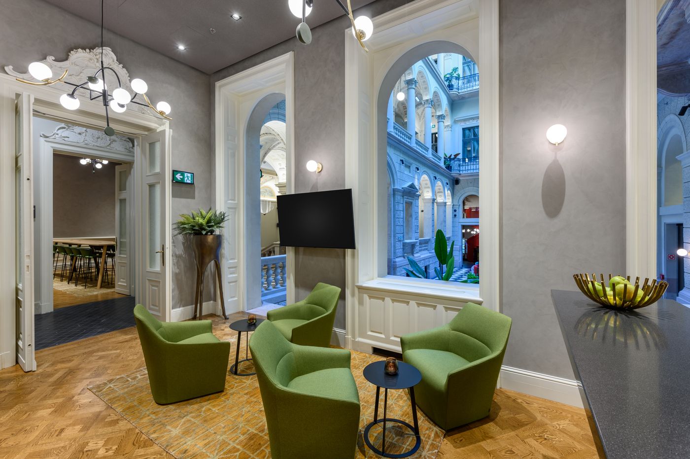 Hotel-Oktogon-Haggenmacher-Bar-2