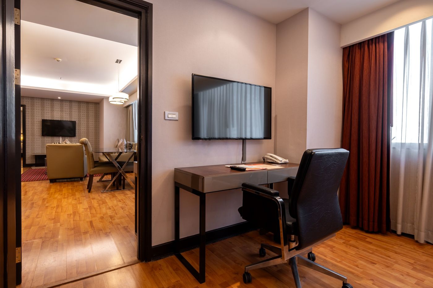 Rembrandt-Hotel-Bangkok-Room-35