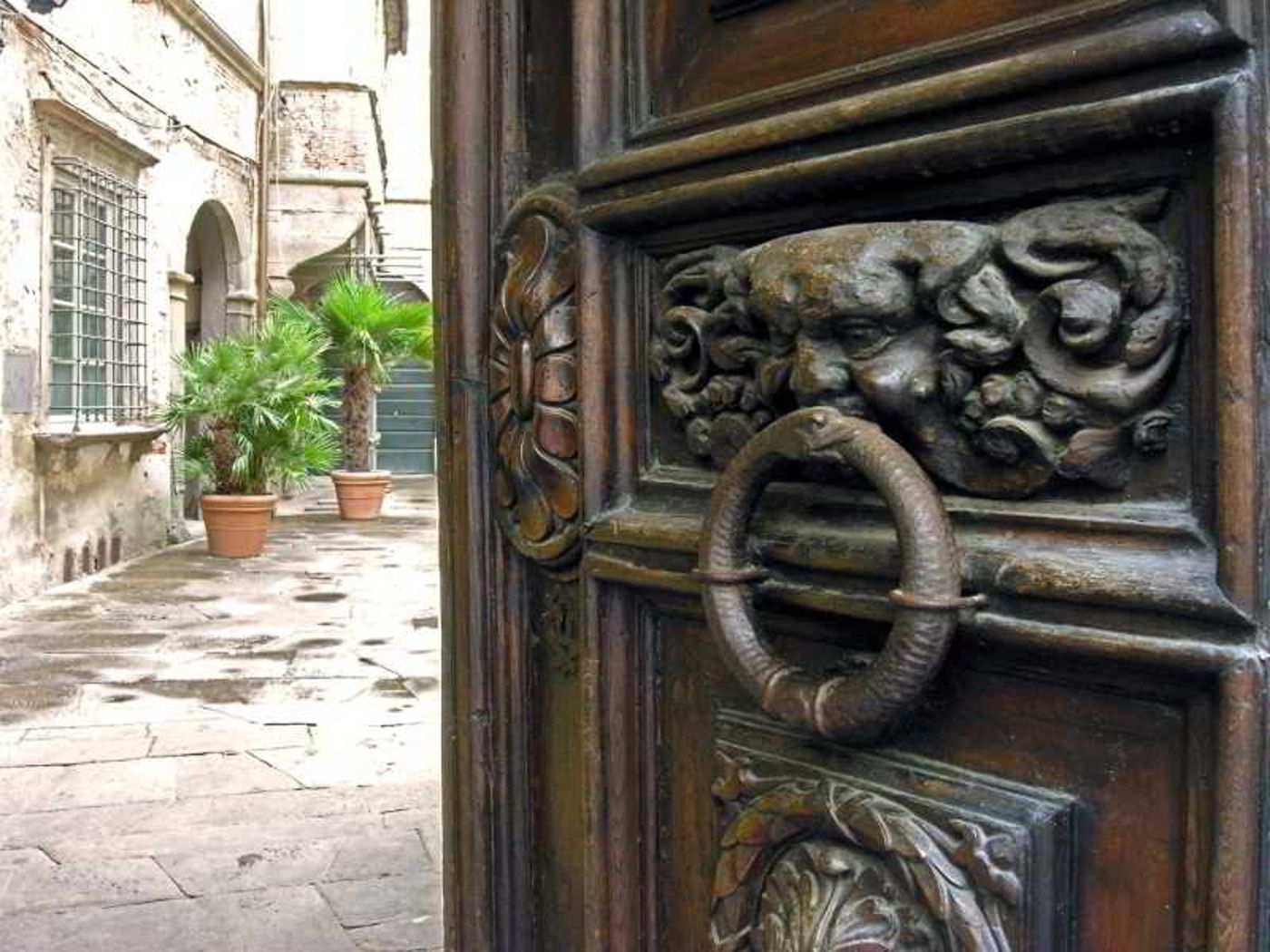 Palazzo-Busdraghi--Depoca-General-view-12