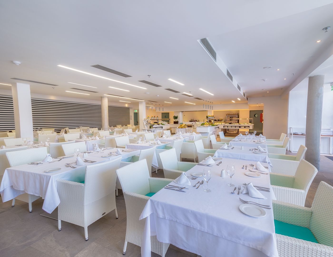 Hotel-LIVVO-Los-Calderones-Restaurant-17