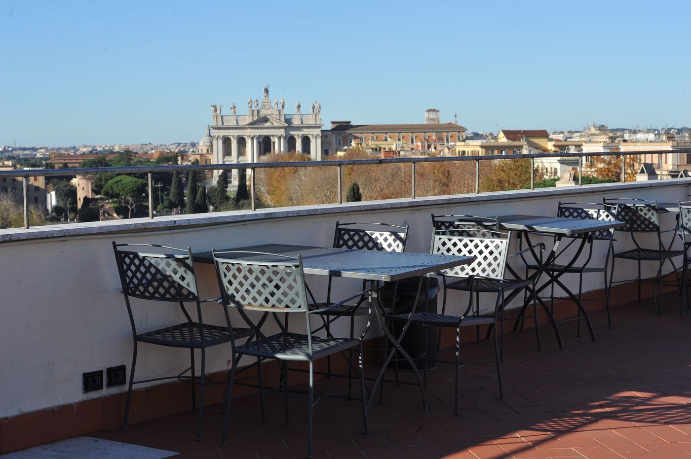 Domus-Sessoriana-Terrace-2