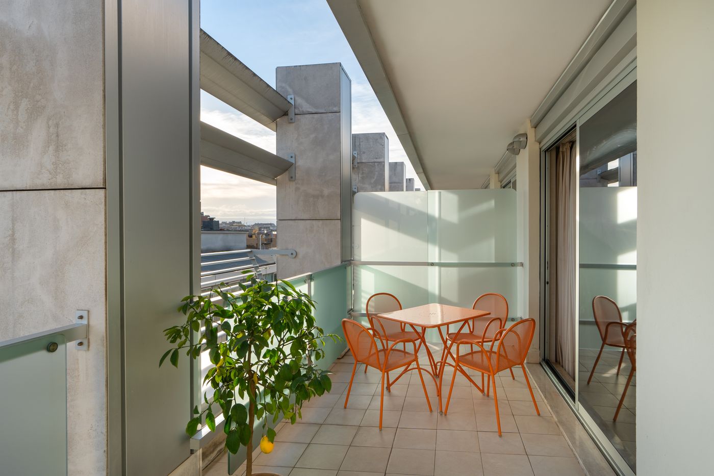 Precise-House-Mantegna-Roma-Room-14