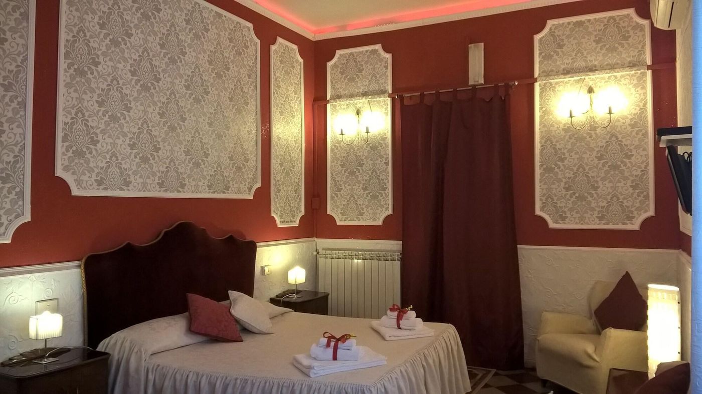 B---B-La-Mimosa-Room-14