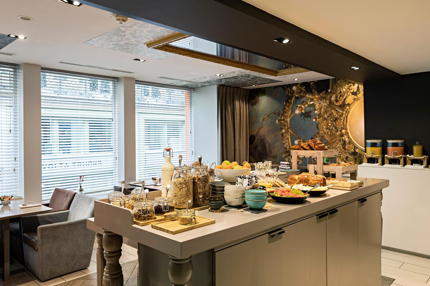 Hotel-Indigo-Paris-Opera-Restaurant-15