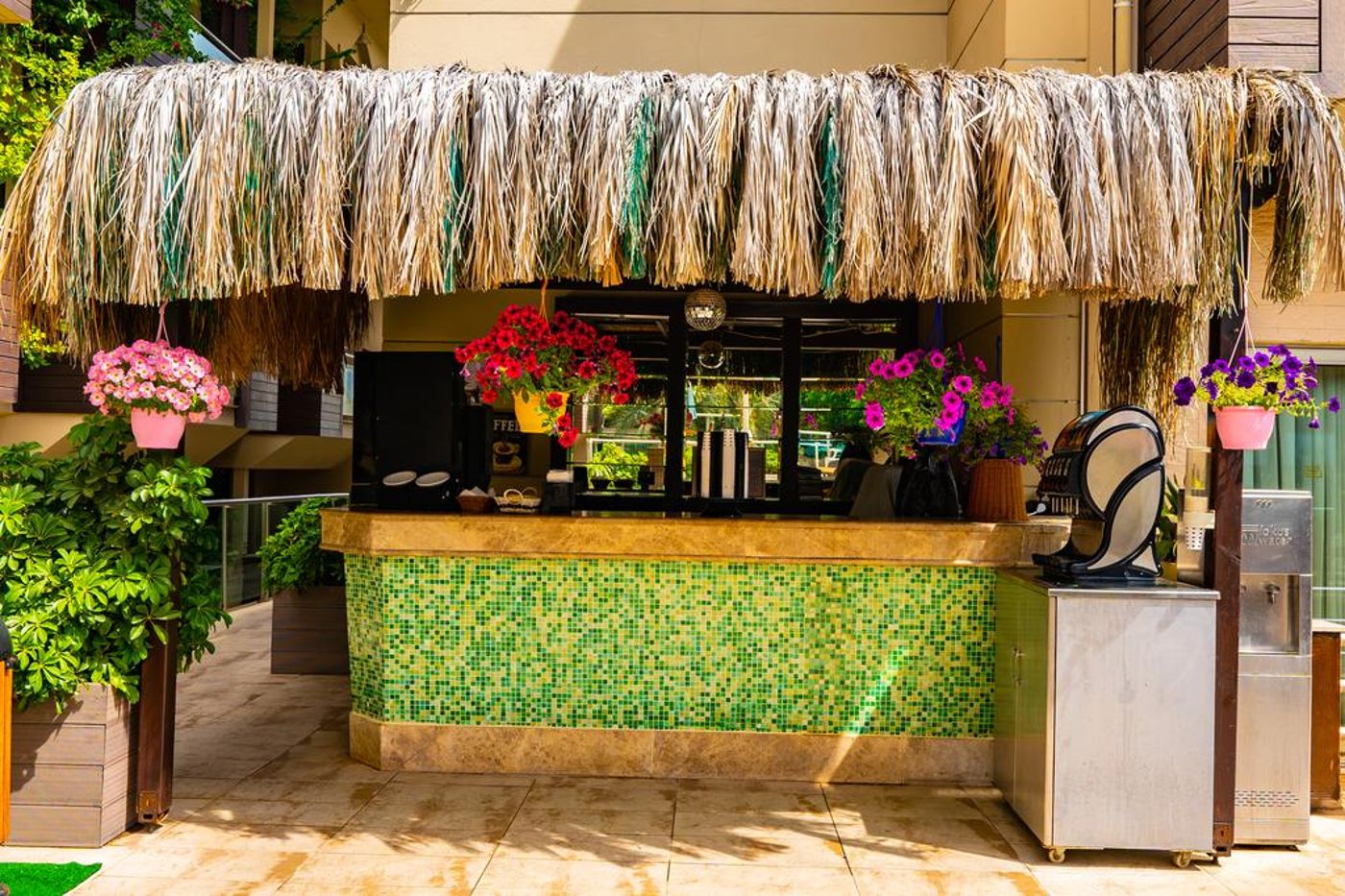 Hotel Ambassador Plaza