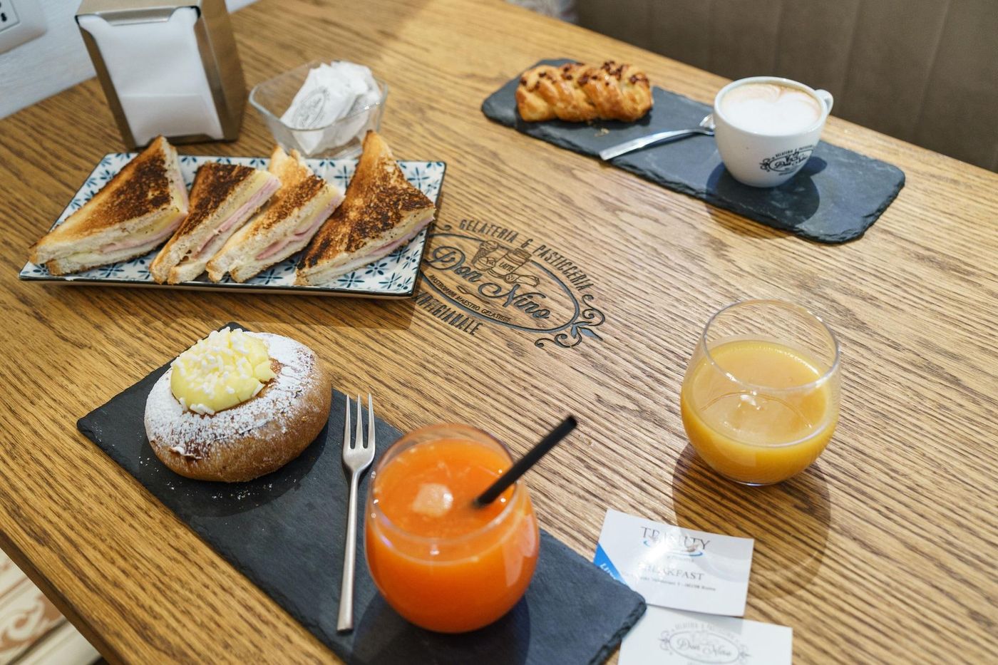 Trinity-Luxury-Rooms-Restaurant-55