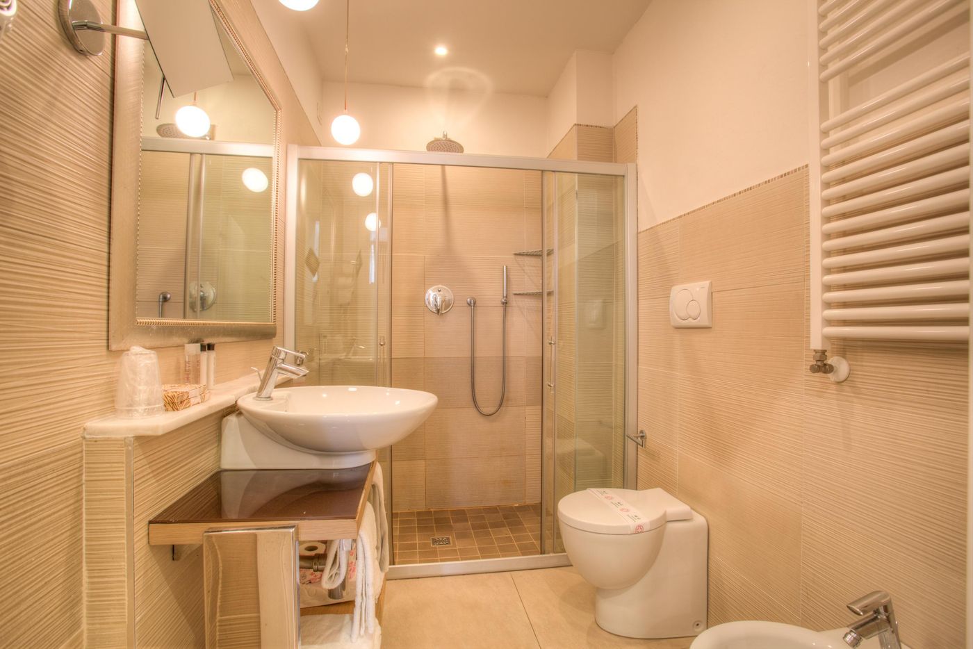 Hotel Ferretti Beach-Italy-RIMINI-Room-7