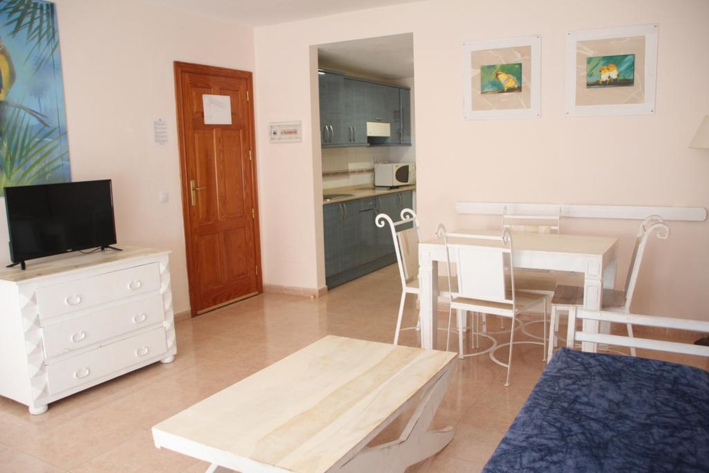 Oasis-Papagayo-Sport---Family-Room-30